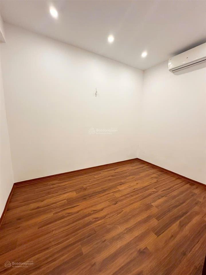 Bán căn hộ chung cư 60 m2, 2 pn tòa n4 khu đô thị trung hòa nhân chính, o904.760.444