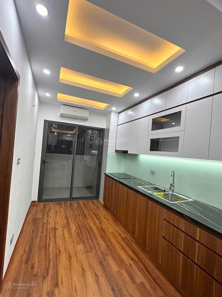 Bán căn hộ chung cư 60 m2, 2 pn tòa n4 khu đô thị trung hòa nhân chính, o904.760.444