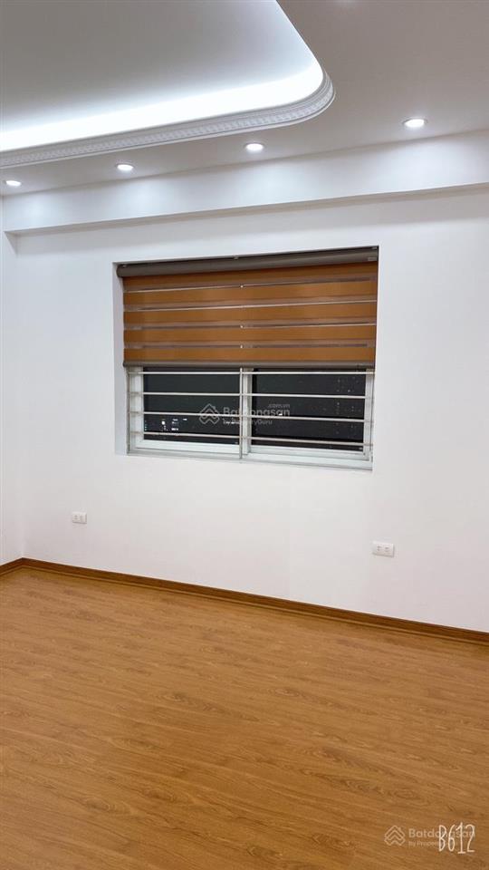 Giá rẻ! chỉ 10 tỷ bán căn hộ chung cư 115 m2, 3 pn, tòa 102 thái thịnh 0904 760 ***