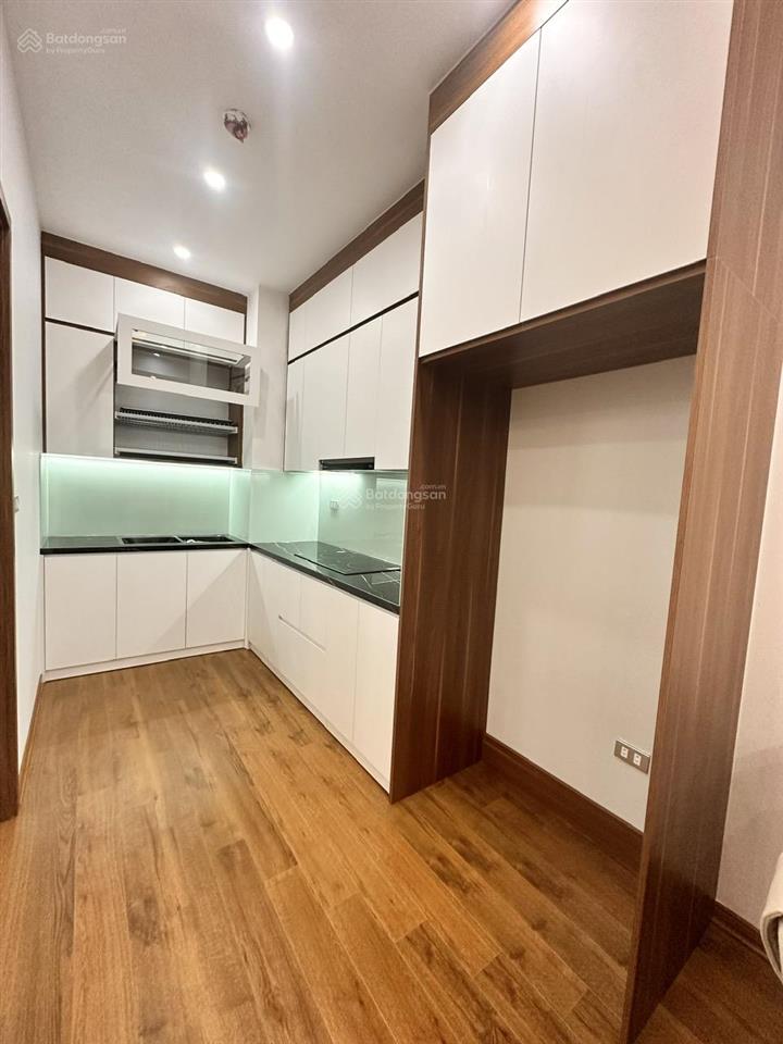 Cần bán gấp căn hộ chung cư cao cấp 86 m2, 2 pn, tòa n07 công viên cầu giấy