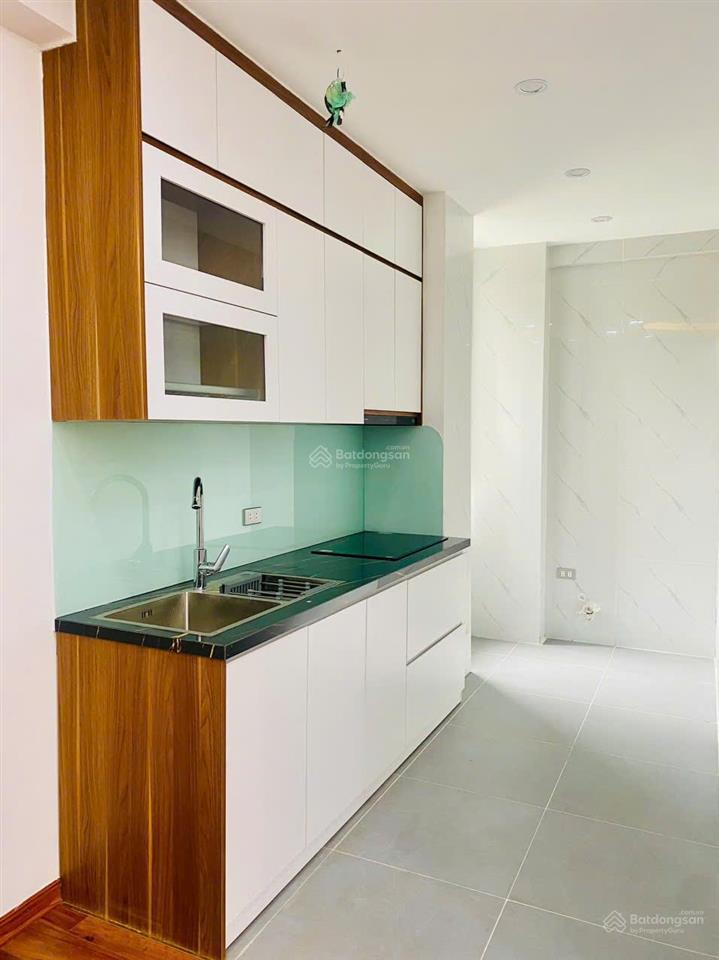 Cần bán gấp căn hộ chung cư cao cấp 60 m2, 3 pn, tòa a6b mạc thái tổ