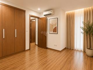 Cần bán gấp căn hộ chung cư cao cấp 105 m2, 3 pn tòa golden palm 21 lê văn lương