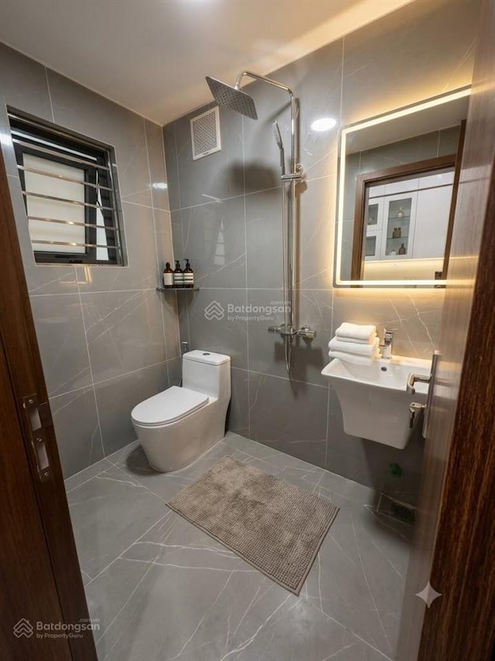 4,15 tỉ!!! giá rẻ nhà đẹp tại khu đô thị trung hòa nhân chính, 50m2,2pn, ban công đông nam