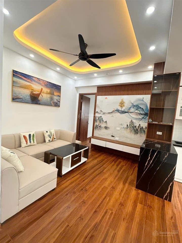 4,15 tỉ!!! giá rẻ nhất khu đô thị trung hòa nhân chính, 50m2,2pn mặt đường hoàng minh giám