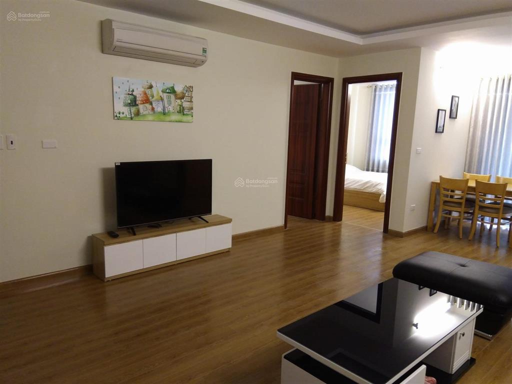Cần bán gấp căn hộ chung cư cao cấp 65 m2,2 pn tòa an lạc 38 hoàng ngân