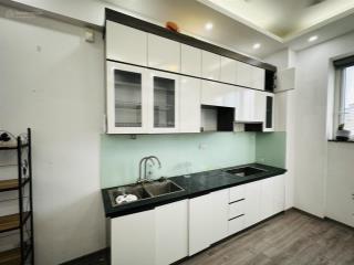 Bán căn hộ chung cư 64 m2,2 pn, tòa ct2 tđc hoàng cầu 5 tỉ0904 760 ***