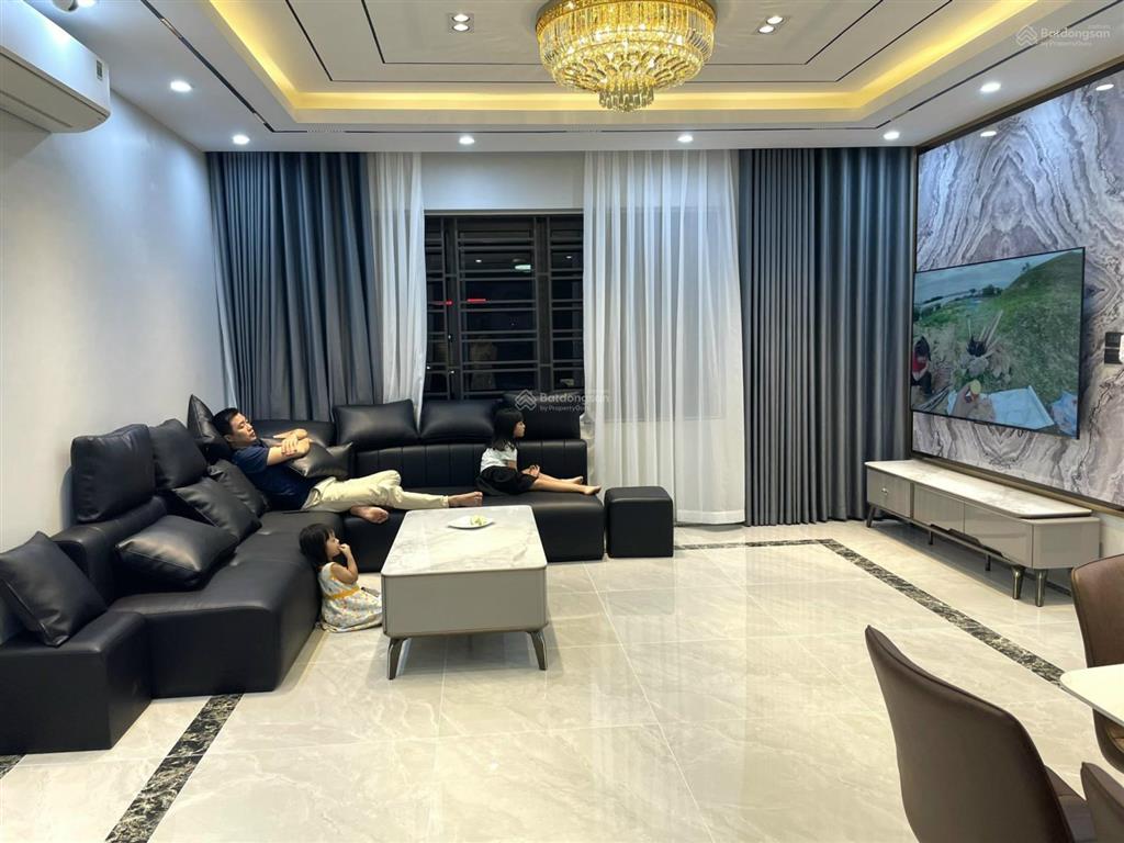 Bán căn hộ chung cư 115 m2, 3 pn m3 m4 nguyễn chí thanh 0904 760 ***