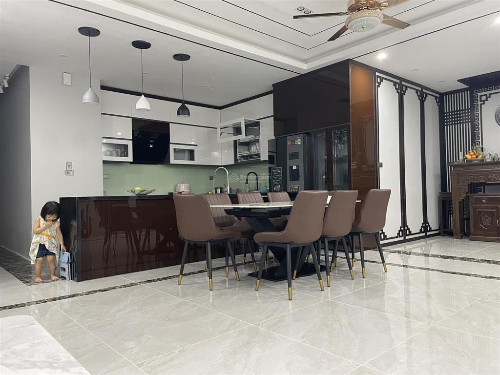 Bán căn hộ chung cư 115 m2, 3 pn m3 m4 nguyễn chí thanh 0904 760 ***