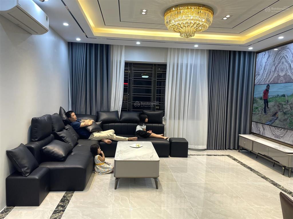 Bán căn hộ chung cư 115 m2, 3 pn m3 m4 nguyễn chí thanh 0904 760 ***
