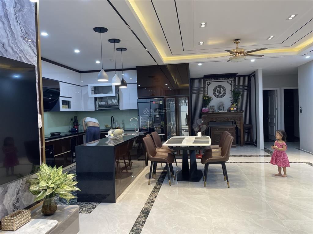 Bán căn hộ chung cư 115 m2, 3 pn m3 m4 nguyễn chí thanh 0904 760 ***