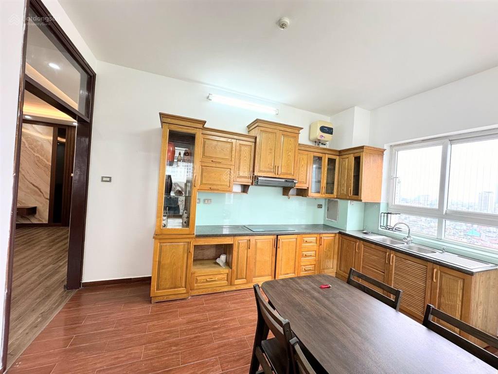 Bán căn hộ chung cư 90 m2, 2 pn, 2 wc tòa vimeco nguyễn chánh