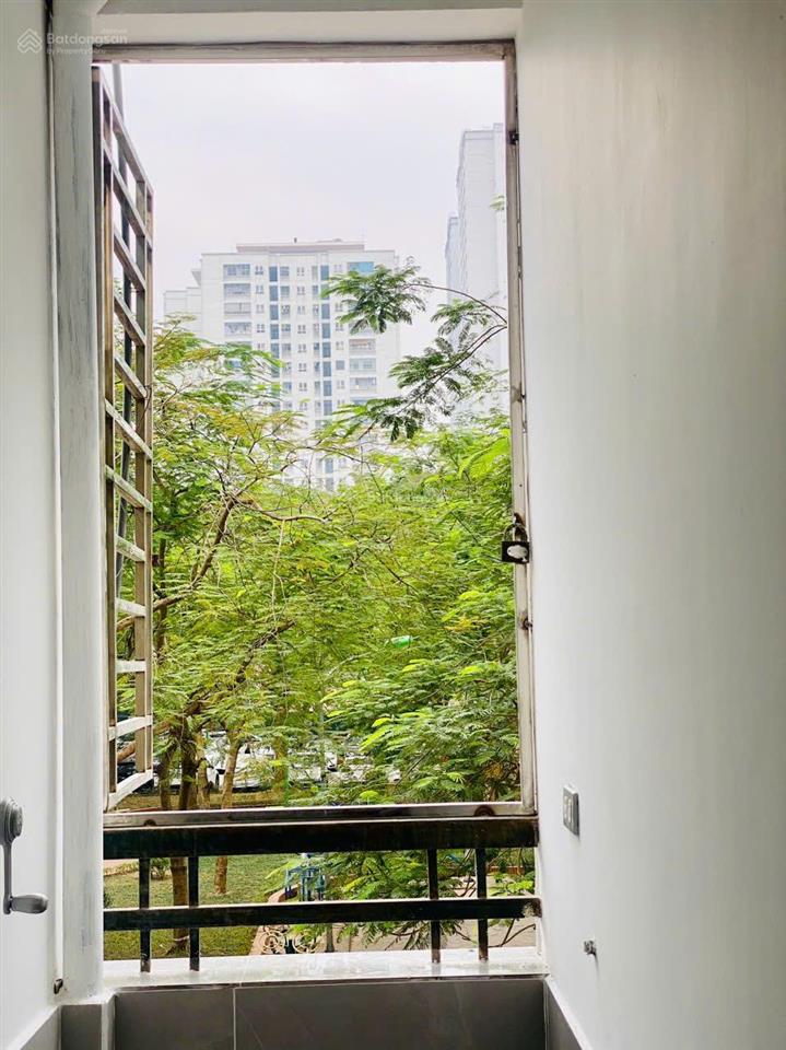 Chỉ 3,9 tỉ,giá rẻ nhất kđt nam trung yên. bán căn hộ chung cư 65 m2, 2 pn nguyễn chánh