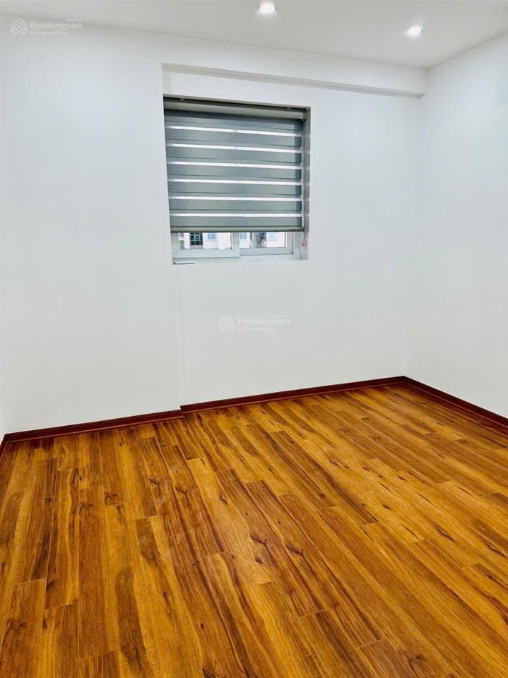 Chỉ 58 triệu/m2 có bớt nữa. bán căn hộ chung cư 80 m2, 2 pn tòa b3 mạc thái tổ, kđt nam trung yên