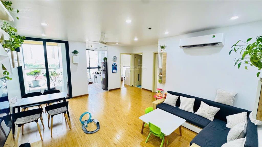 Cần bán gấp căn hộ chung cư cao cấp 71 m2, 2 pn, tòa g3ab yên hòa sunshine vũ phạm hàm.
