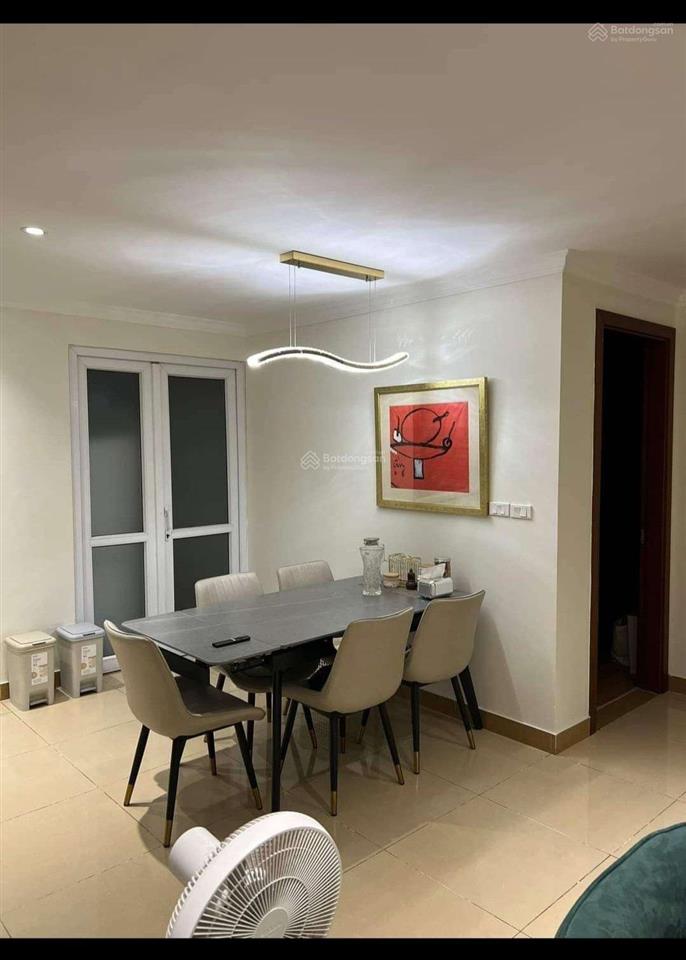 Cần bán gấp căn hộ chung cư cao cấp 60 m2, 1 pn, tòa chelsea residences (tòa mới)
