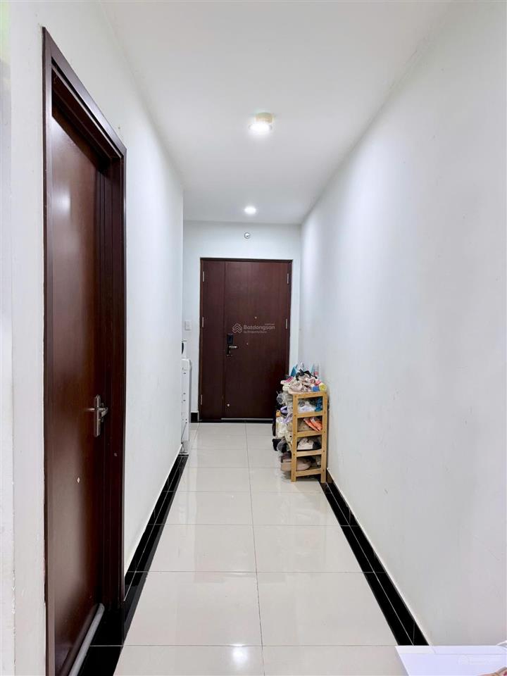 Bán căn hộ dic phoenix 1 phòng ngủ, giá cực rẻ chỉ 2.45 tỷ, sổ hồng, cửa đông nam