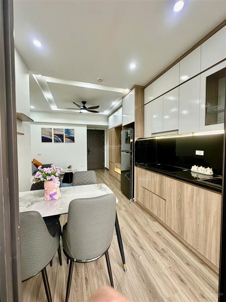 Sổ đỏ chính chủ tây nam linh đàm 45m2 2pn 2vs  căn góc thoáng, giá chỉ 4 tỷ 650