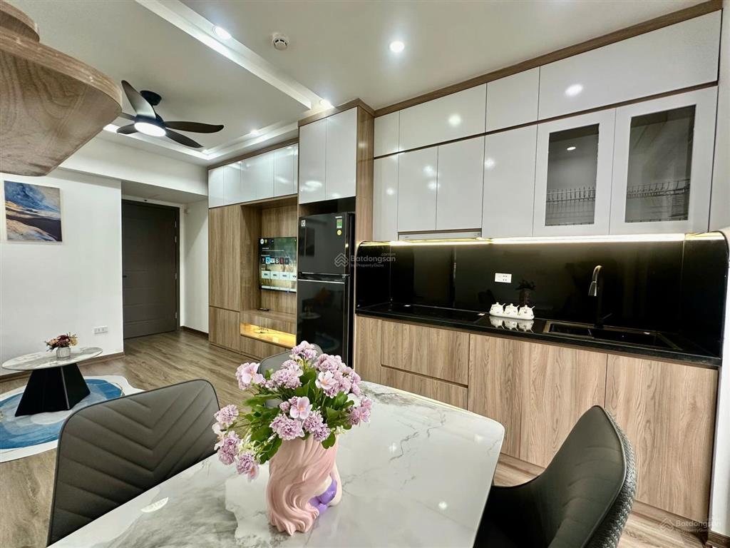 Sổ đỏ chính chủ tây nam linh đàm 45m2 2pn 2vs  căn góc thoáng, giá chỉ 4 tỷ 650