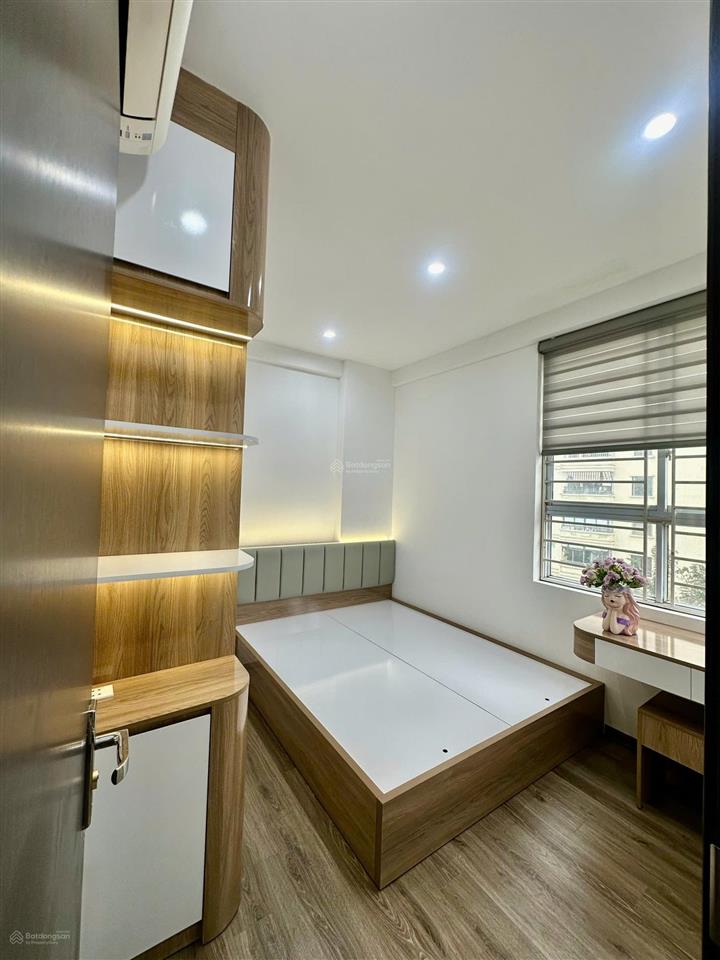 Sổ đỏ chính chủ tây nam linh đàm 45m2 2pn 2vs  căn góc thoáng, giá chỉ 4 tỷ 650