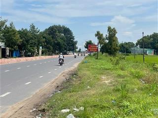 Bán đất mặt tiền đường đt 781, giá 3,5 tỷ, 426,9 m2