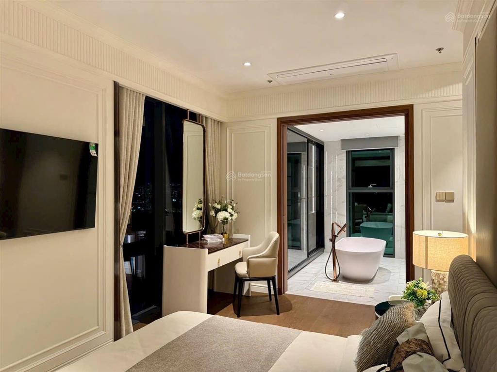 Sống đẳng cấp tại the crest | 3pn tầng cao view skyline tp.hcm