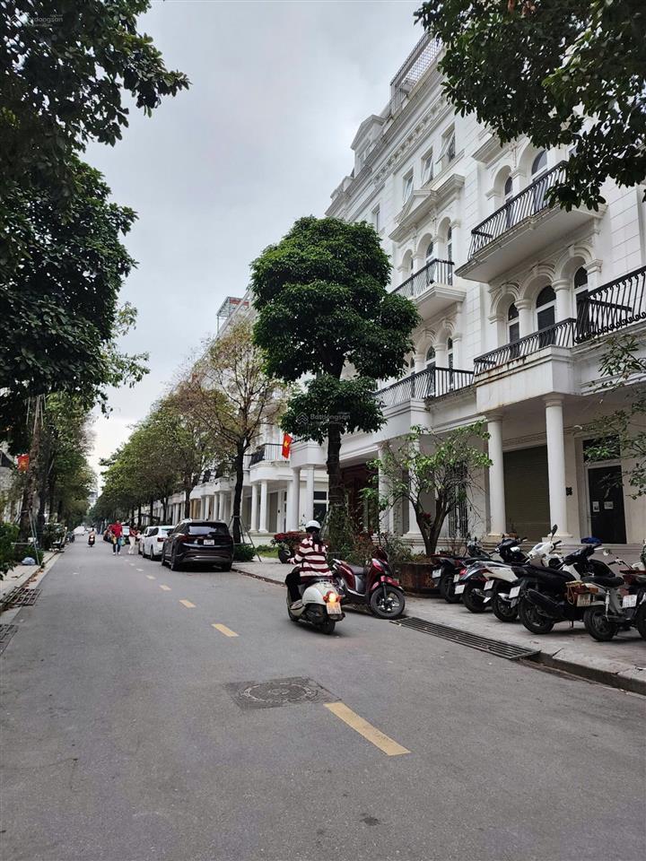 Bán liền kề louis city đại mỗ, hà nội, 100m2 x 5 tầng tháng máy, mt 5m, giá 28 tỷ