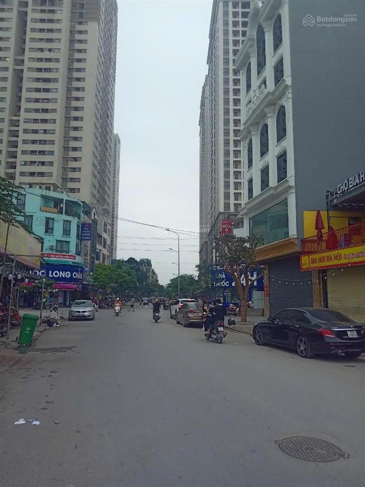 Bán đất phân lô kđt văn khê, hà đông, 50m2, mt 4m, giá 13 tỷ, đường rộng 2 ô tô tránh nhau