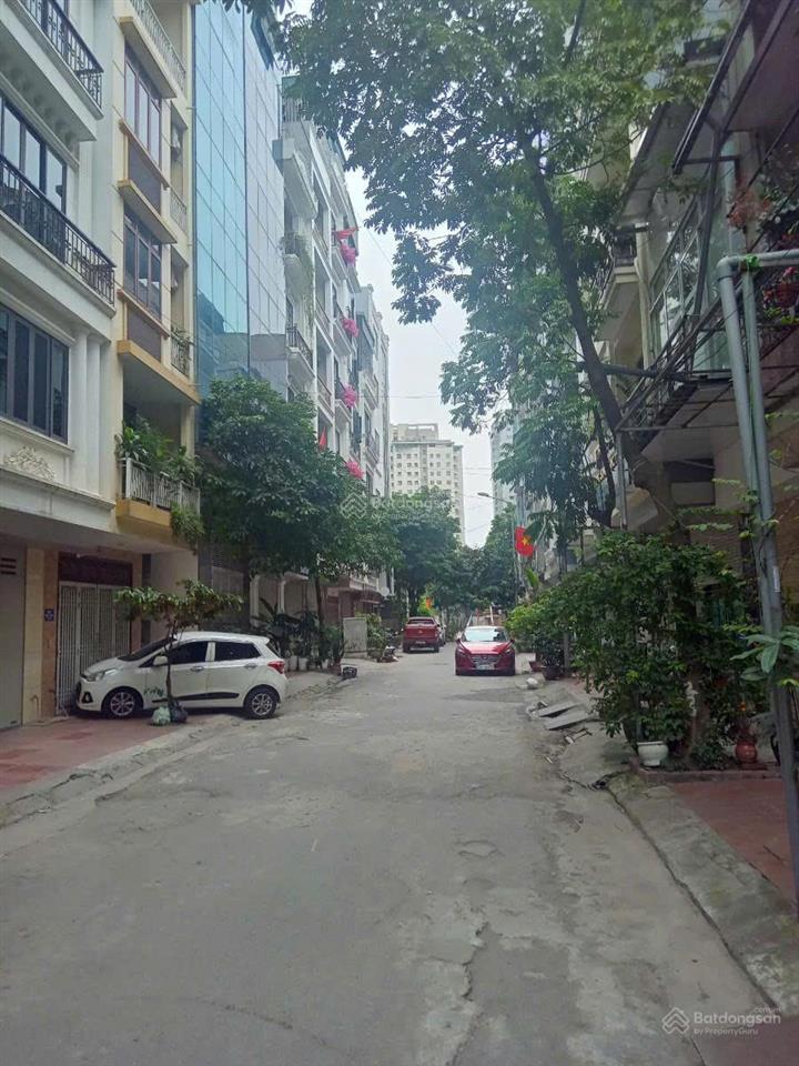 Bán đất phân lô kđt văn khê, hà đông, 50m2, mt 4m, giá 13 tỷ, đường rộng 2 ô tô tránh nhau