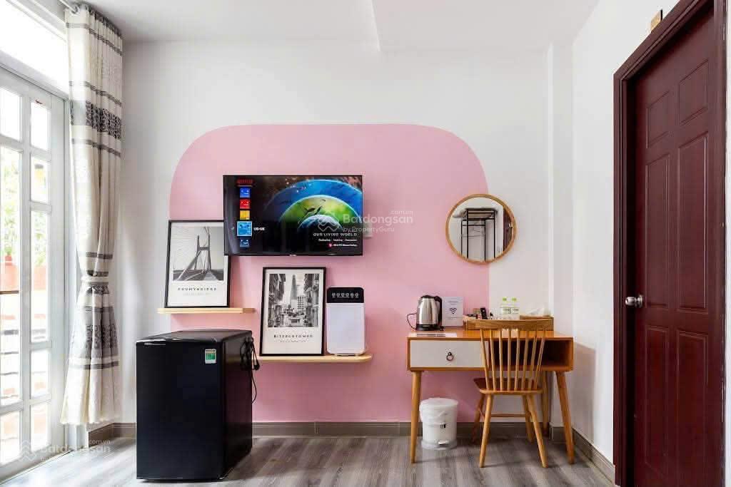 Nhà q1 full nội thất 10pn/11wc, thang máy