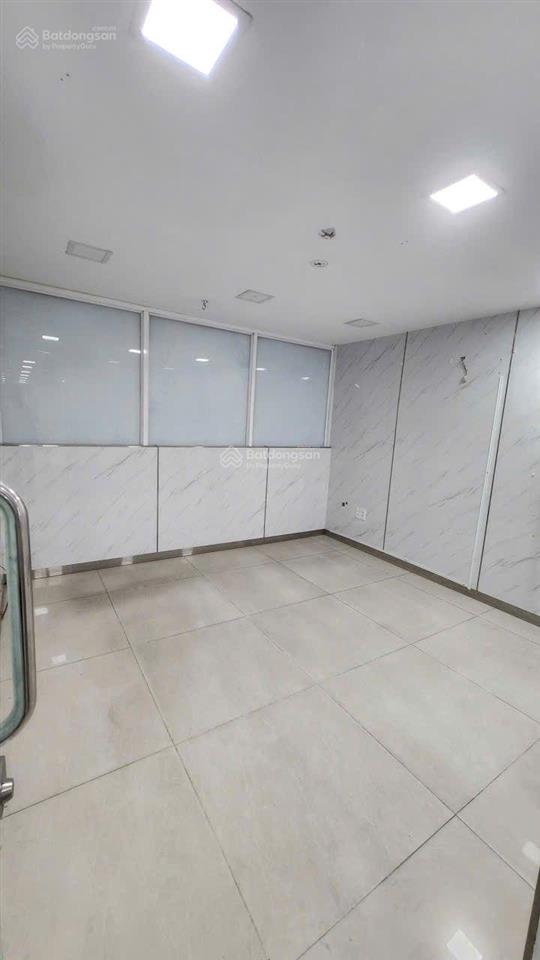 Nhà hẻm xe hơi q1 gần metro bến thành 4 tầng 9pn/5wc