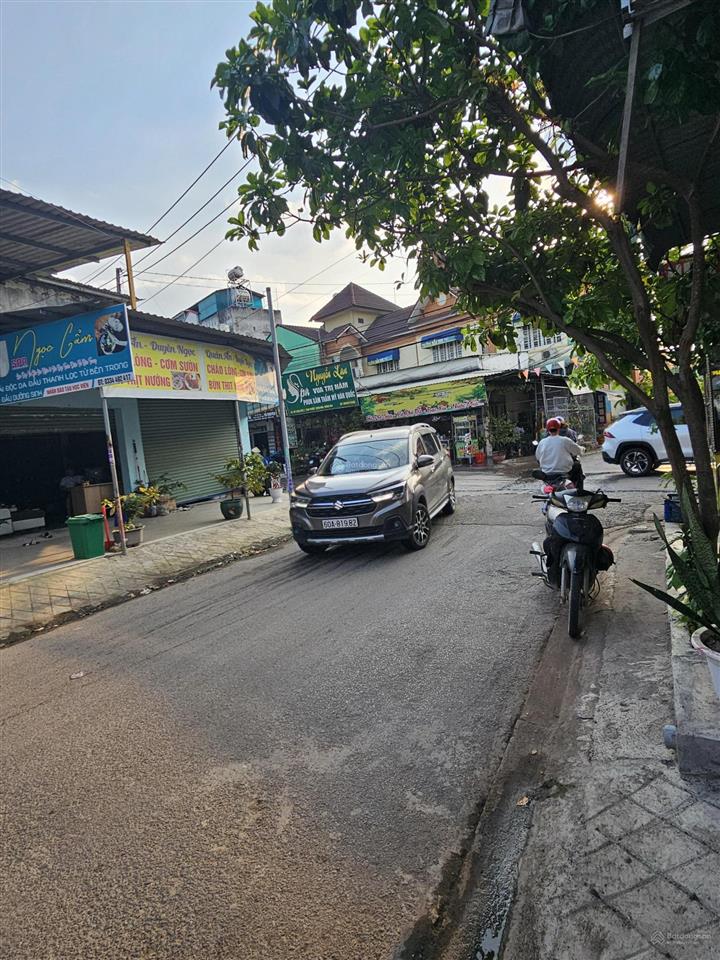 Chính chủ bán nhà đẹp, kinh doanh đỉnh tại nguyễn hoàng, biên hòa, đồng nai, 5,7 tỷ, 300m2