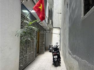 Cho thuê nhà riêng 5 tầng với đầy đủ tiện nghi, công năng, điện  đường  trường  trạm