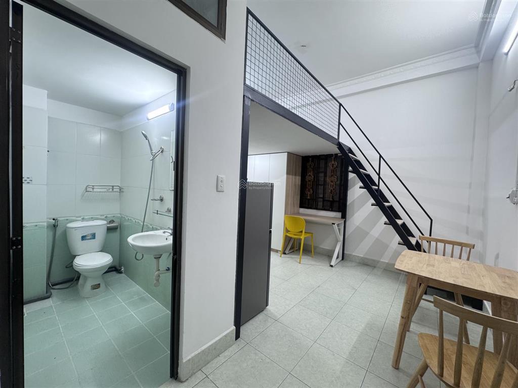 Duplex máy giặt riêng  full nội thất giá chỉ 5tr2 ngay mặt tiền đường cộng hoà new 100%