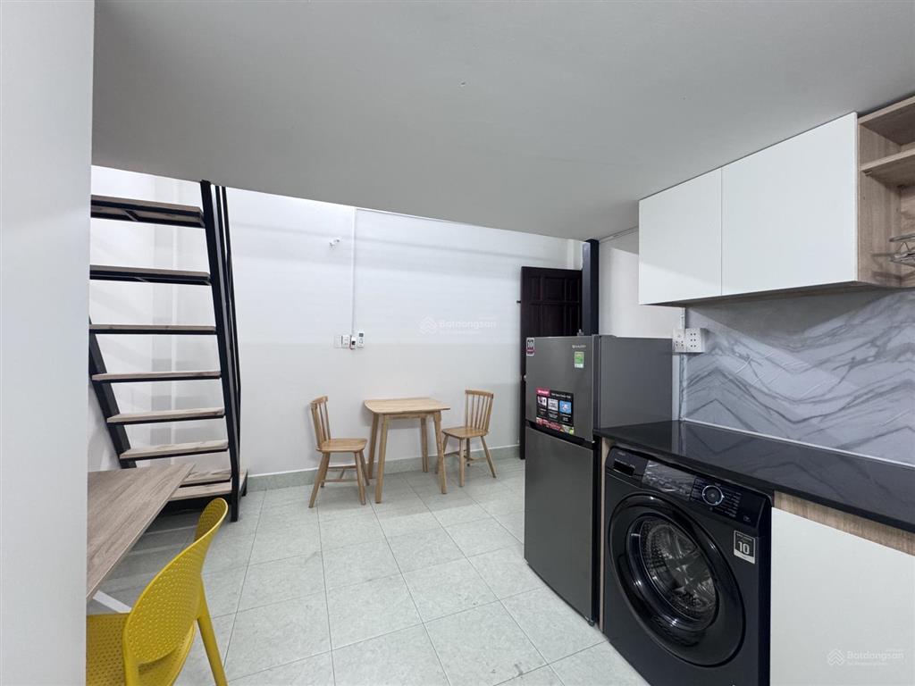 Duplex máy giặt riêng  full nội thất giá chỉ 5tr2 ngay mặt tiền đường cộng hoà new 100%