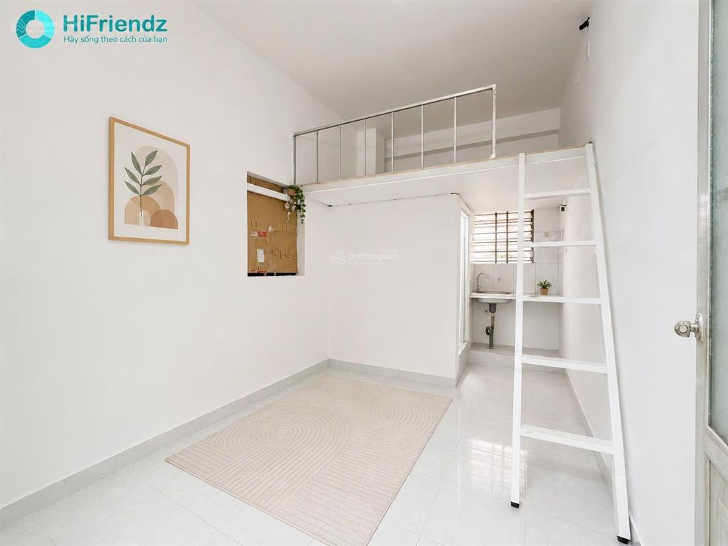 Phòng trọ giá rẻ ngay lạc long quân giáp quận 11 / đại học văn hiến / đầm sen