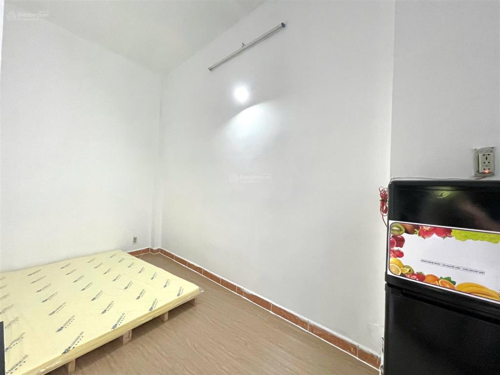 Studio cửa sổ trời full nội thất ngay nhà ga t3 trống sẵn