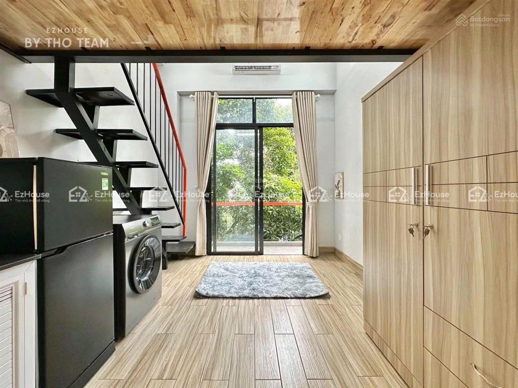 Duplex ban công xịn full nội thất ngay khu nhà ga t3  etown cộng hoà