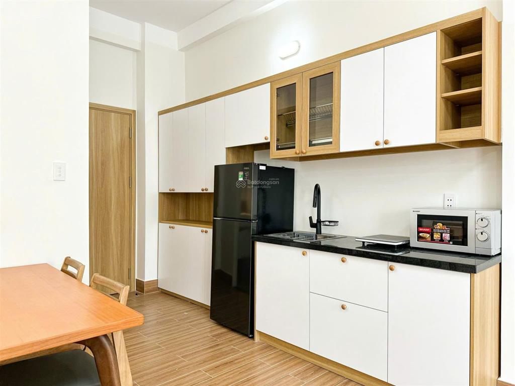 Studio full nội thất ban công siêu rộng