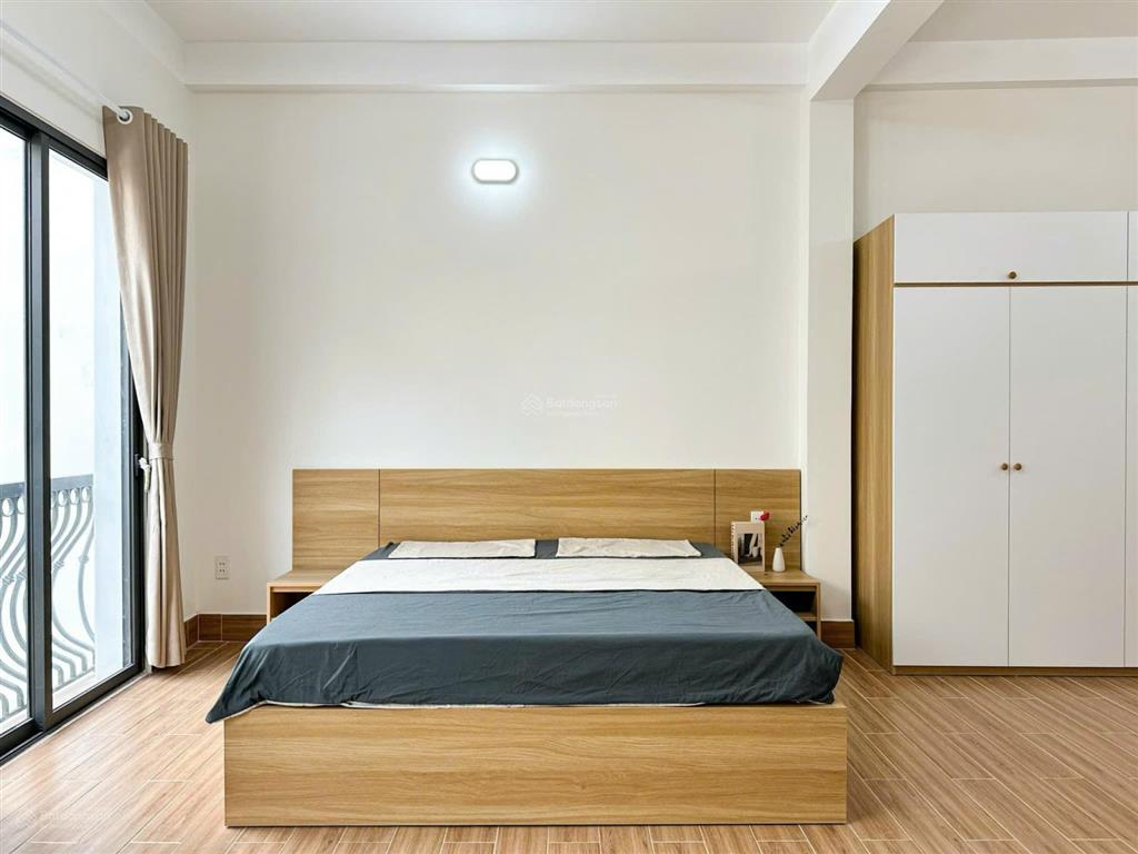 Studio full nội thất ban công siêu rộng