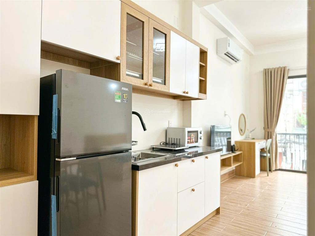 Studio full nội thất ban công siêu rộng
