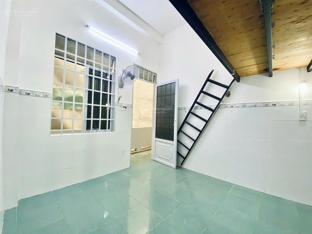 Cho thuê phòng trọ ở nhất chi mai, tân bình, 3,5 triệu, 20m2 một trong số ít