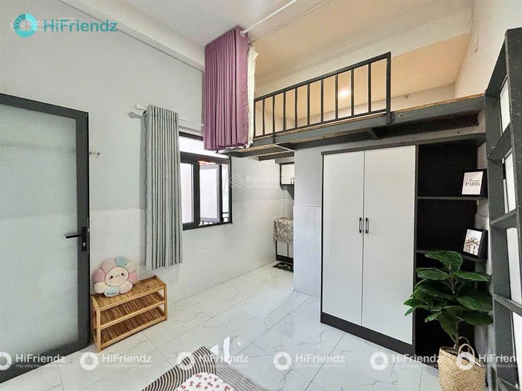 Duplex cửa sổ | đầy đủ nội thất | toà nhà lớn | cách vhu 5p đi xe