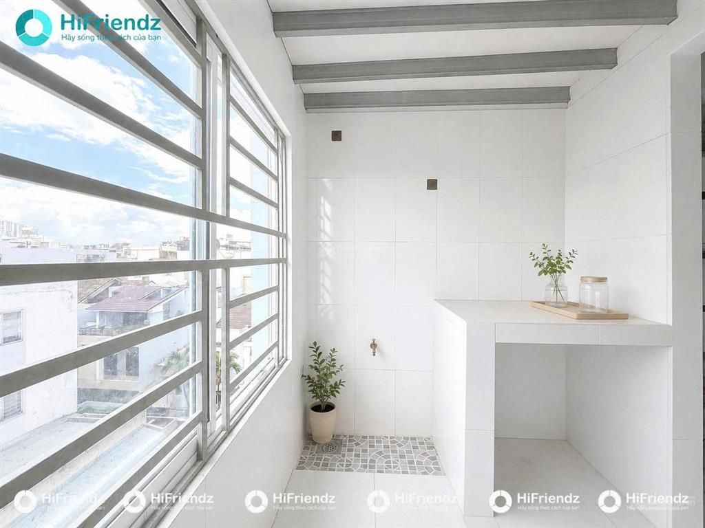 Duplex đi bộ sang đại học văn hiến ngay 615 âu cơ  cửa sổ trời  giá rẻ