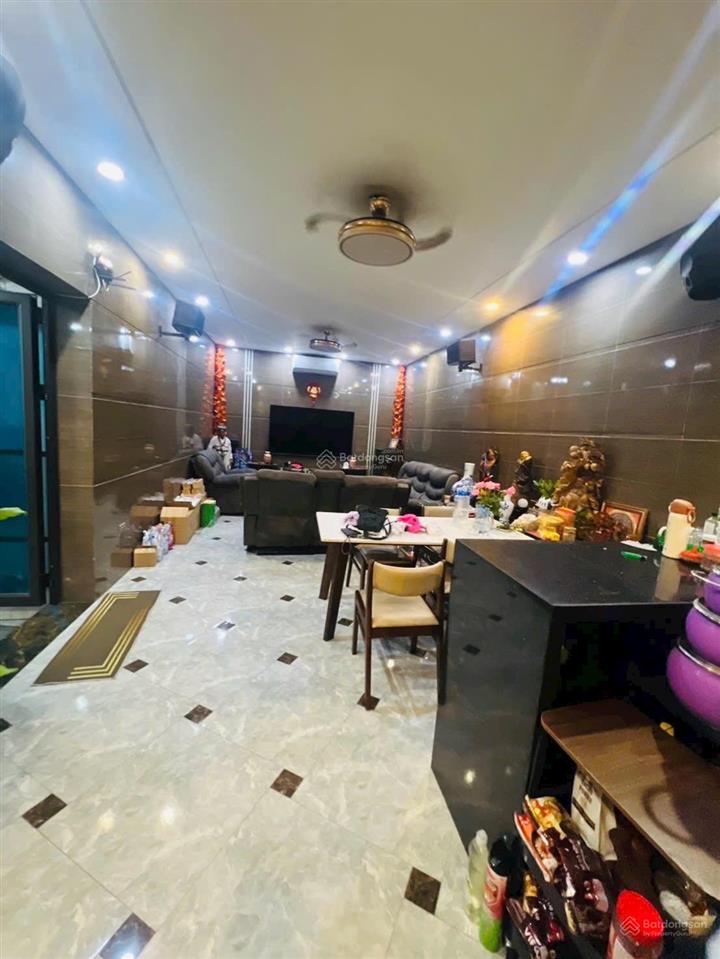 View ven hồ điều hoà đội cấnba đình