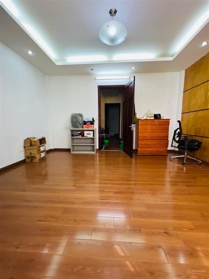 Phân lô vỉa hè ô tô tránh  vĩnh phúc  ba đình