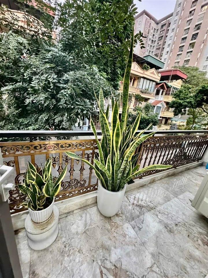 Nhà mặt phố kđt định công 93m, 5 tầng, thang máy, lô góc, ô tô tránh, kinh doanh, 40 tỷ