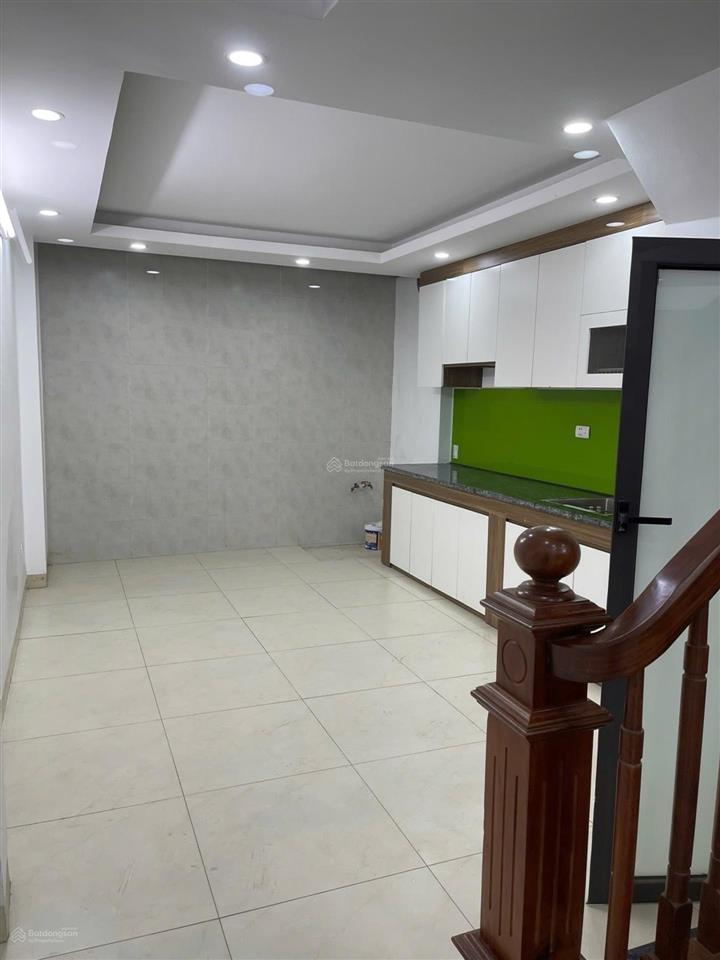Bán nhà vĩnh quỳnh, thanh trì 35m x 5 tầng, cách ô tô 15m, sổ đỏ chính chủ, giá khoảng 5 tỷ