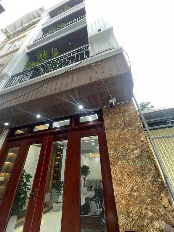 Bán nhà ngũ hiệp, thanh trì 52m, 4 tầng, ô tô đỗ cửa, full nội thất, giá chỉ 8 tỷ.