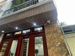 Bán nhà ngũ hiệp, thanh trì 52m, 4 tầng, ô tô đỗ cửa, full nội thất, giá chỉ 8 tỷ.