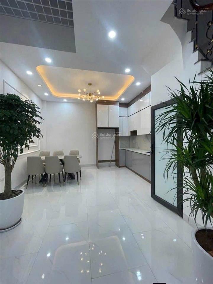Bán nhà ngũ hiệp, thanh trì 52m, 4 tầng, ô tô đỗ cửa, full nội thất, giá chỉ 8 tỷ.